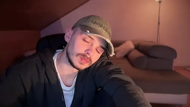 naked psy online show from 02-03-25, 03:09