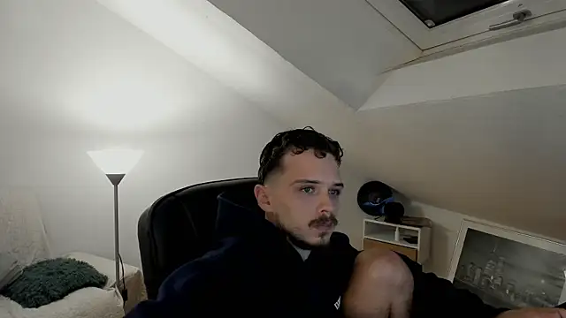 naked psy online show from 09-14-25, 11:37