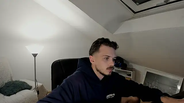 naked psy online show from 09-15-25, 10:32