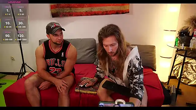 Snapshot of rusbigpaul chatting on 11-11-25, 08:03 rusbigpaul online show from 11-11-25, 08:03