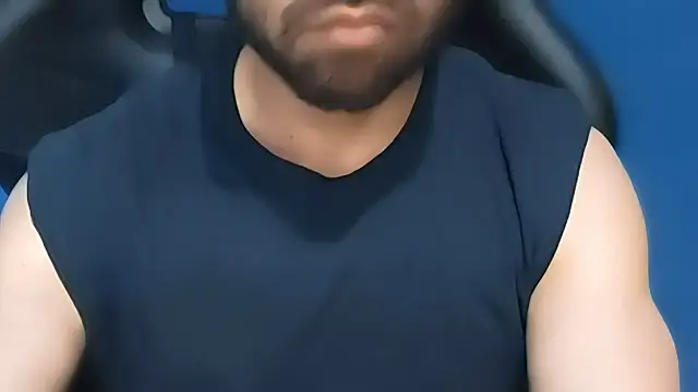 Snapshot of ElmaCannon chatting on 03-02-25, 12:01 ElmaCannon online show from 03-02-25, 12:01