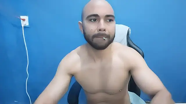 Snapshot of ElmaCannon chatting on 03-08-25, 12:41 ElmaCannon online show from 03-08-25, 12:41