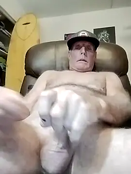 Snapshot of ColdVisitor chatting on 12-17-24, 08:23 ColdVisitor online show from 12-17-24, 08:23