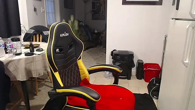 Trey100379100379 online show from 10-07-25, 10:18