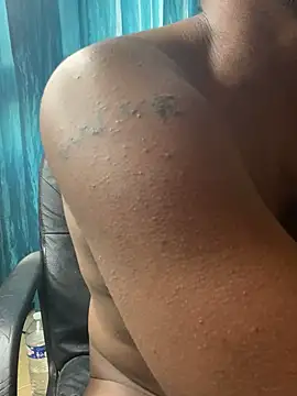 Snapshot of TiltedTen chatting on 12-06-24, 07:43 TiltedTen online show from 12-06-24, 07:43