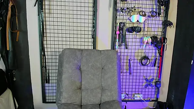 Twisted Fantasy online show from 01-23-25, 03:22