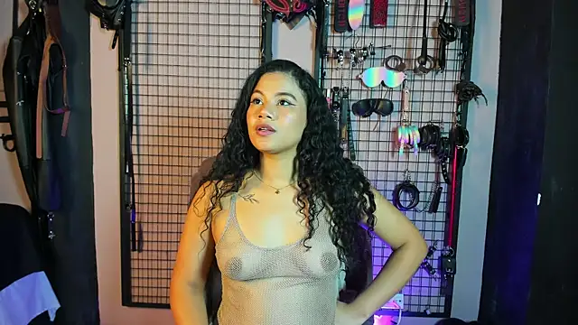 Twisted Fantasy online show from 01-26-25, 02:56