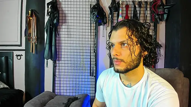 Twisted Fantasy online show from 02-12-25, 12:12