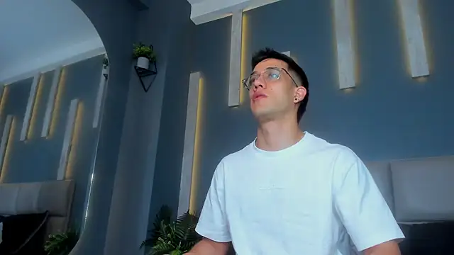 alexgiraldo  online show from 02-05-25, 11:23