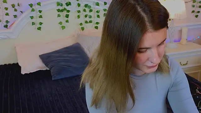 EvaTyrell online show from 03-02-25, 10:16