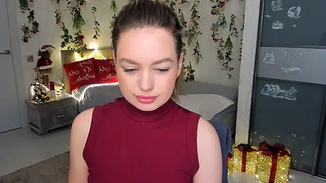 Snapshot of MiracleCurly chatting on 12-18-25, 07:09 MiracleCurly online show from 12-18-25, 07:09