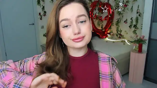 Snapshot of MiracleCurly chatting on 03-03-26, 07:31 MiracleCurly online show from 03-03-26, 07:31