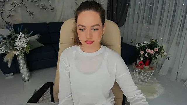 MiracleCurly online show from 04-21-26, 06:01