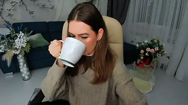 MiracleCurly online show from 04-27-26, 04:05