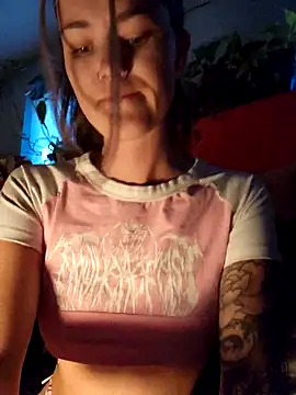 Snapshot of Lilmissvyx chatting on 09-17-25, 02:19 Lilmissvyx online show from 09-17-25, 02:19