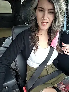 Lilmissvyx online show from 01-12-26, 04:45