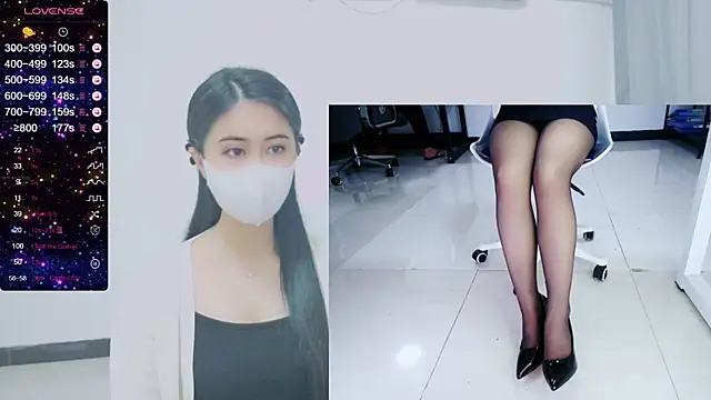 Snapshot of tt50256 chatting on 02-15-25, 12:43 tt50256 online show from 02-15-25, 12:43