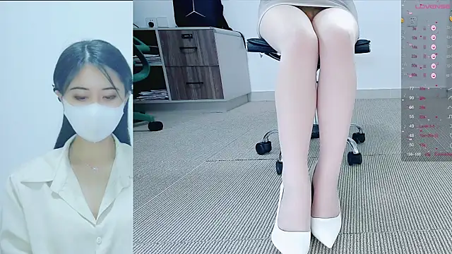 Snapshot of tt50256 chatting on 09-24-25, 03:26 tt50256 online show from 09-24-25, 03:26