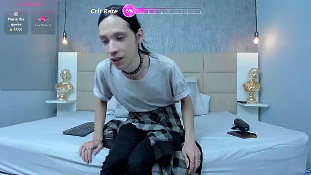 Hecatee 77 online show from 03-26-26, 06:57