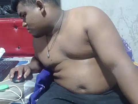 Snapshot of PONSE_LATINO chatting on 09-11-25, 01:28 PONSE LATINO online show from 09-11-25, 01:28