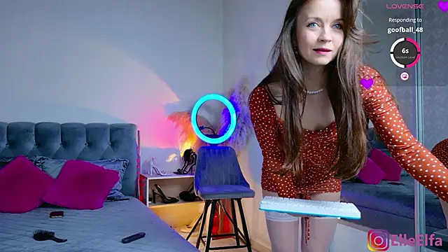 Elfaelle online show from 09-12-25, 07:25