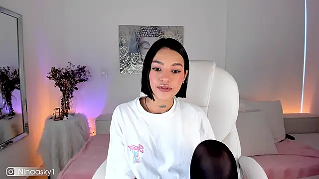 ninaa sky online show from 02-19-25, 12:33