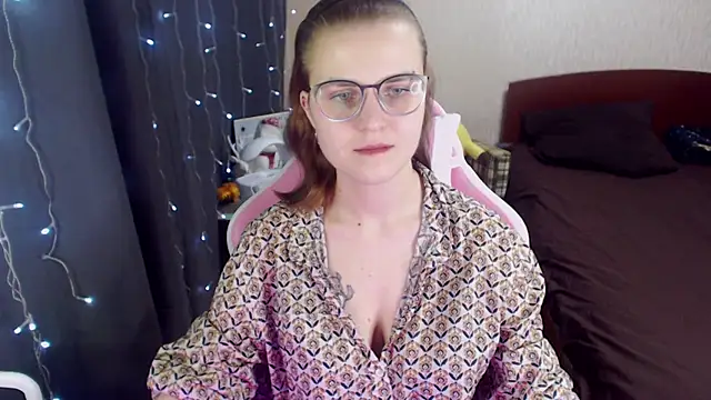 MissBrightShine online show from 01-30-25, 12:59