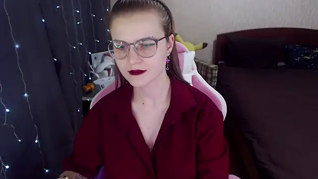 MissBrightShine online show from 02-14-25, 03:47