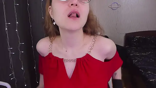 MissBrightShine online show from 03-16-25, 08:54