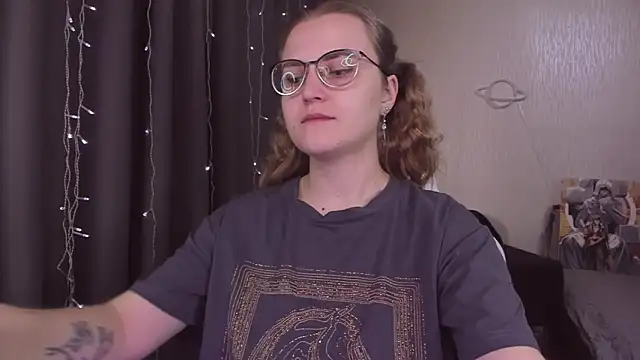 MissBrightShine online show from 10-31-25, 10:16