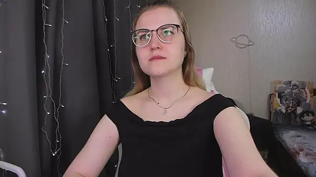 MissBrightShine online show from 04-23-26, 11:42