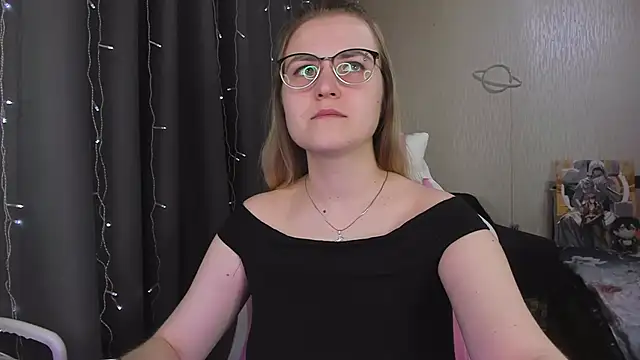 MissBrightShine online show from 04-25-26, 11:35