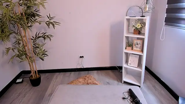  aish a  online show from 09-22-25, 07:05