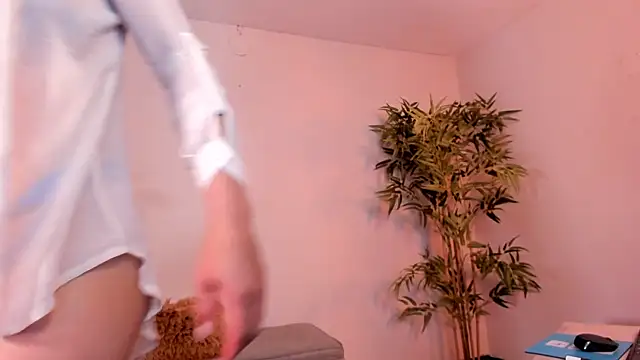  aish a  online show from 10-06-25, 07:11