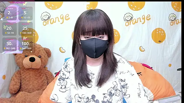 alonelove   online show from 10-17-25, 02:26