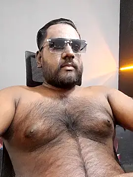 Snapshot of Rayansmith_ chatting on 02-06-25, 08:50 Rayansmith  online show from 02-06-25, 08:50