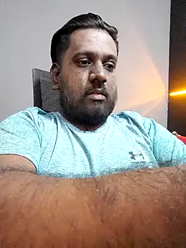 Snapshot of Rayansmith_ chatting on 02-06-25, 10:00 Rayansmith  online show from 02-06-25, 10:00