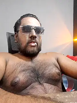 Snapshot of Rayansmith_ chatting on 02-07-25, 11:45 Rayansmith  online show from 02-07-25, 11:45