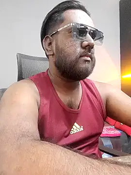 Snapshot of Rayansmith_ chatting on 02-08-25, 05:18 Rayansmith  online show from 02-08-25, 05:18