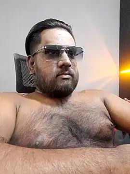 Snapshot of Rayansmith_ chatting on 02-08-25, 08:20 Rayansmith  online show from 02-08-25, 08:20