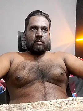 Snapshot of Rayansmith_ chatting on 02-18-25, 01:43 Rayansmith  online show from 02-18-25, 01:43