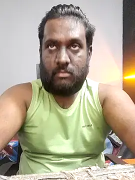 Snapshot of Rayansmith_ chatting on 03-22-25, 01:32 Rayansmith  online show from 03-22-25, 01:32