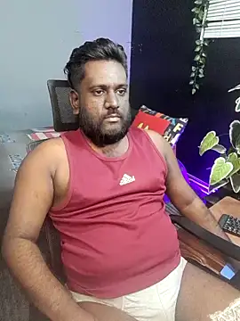 Snapshot of Rayansmith_ chatting on 10-28-25, 10:12 Rayansmith  online show from 10-28-25, 10:12