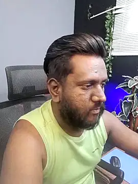 Rayansmith  online show from 11-17-25, 06:19