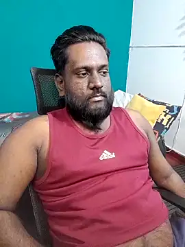 Rayansmith  online show from 02-10-26, 02:21