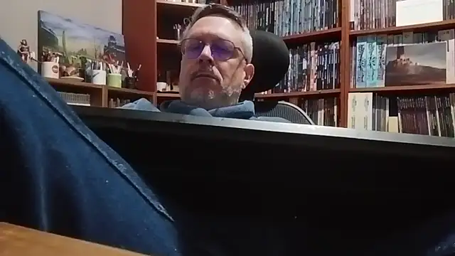 Mandra is a whore online show from 11-14-25, 11:13