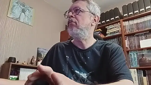 Mandra is a whore online show from 12-22-25, 12:24