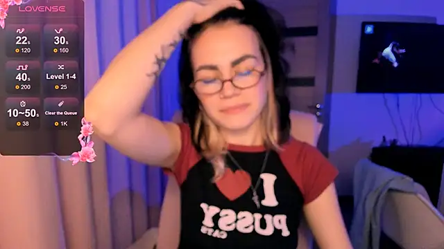 Snapshot of _selectrra chatting on 12-09-24, 07:29  selectrra online show from 12-09-24, 07:29