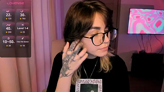 Snapshot of _selectrra chatting on 01-14-25, 12:03  selectrra online show from 01-14-25, 12:03