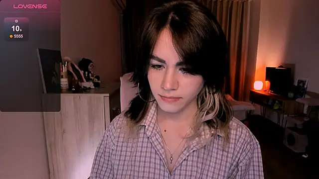 Snapshot of _selectrra chatting on 03-20-25, 01:37  selectrra online show from 03-20-25, 01:37